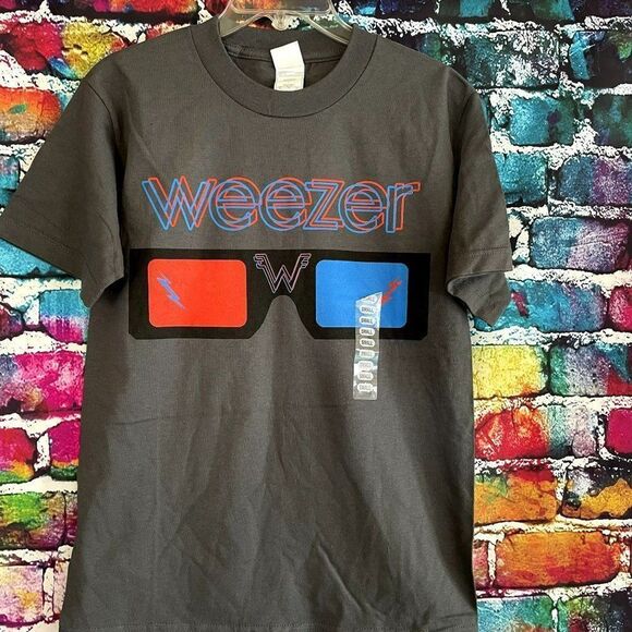 NWT 2008 Weezer Graphic Short Sleeve Tee Alstyle Size Small - Picture 2 of 6